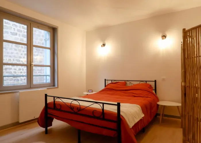 Le Saint Regis - Hyper Centre.